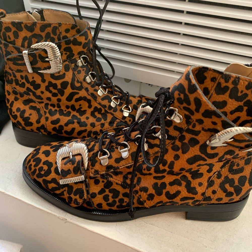 SCHUTZ leopard boots NEVER WORN